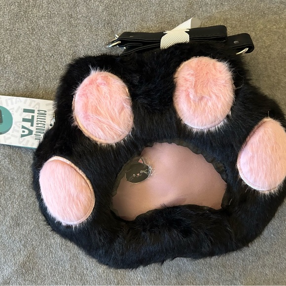 Black Paw Print Backpack - Picture 2 of 3